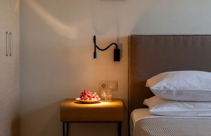 room(42)-6